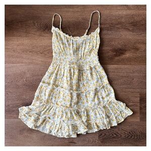 Floral floaty mini ruffled mini dress 🌼